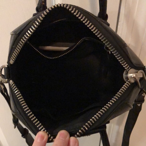 Gorgeous Givenchy Bag - Picture 14 of 16